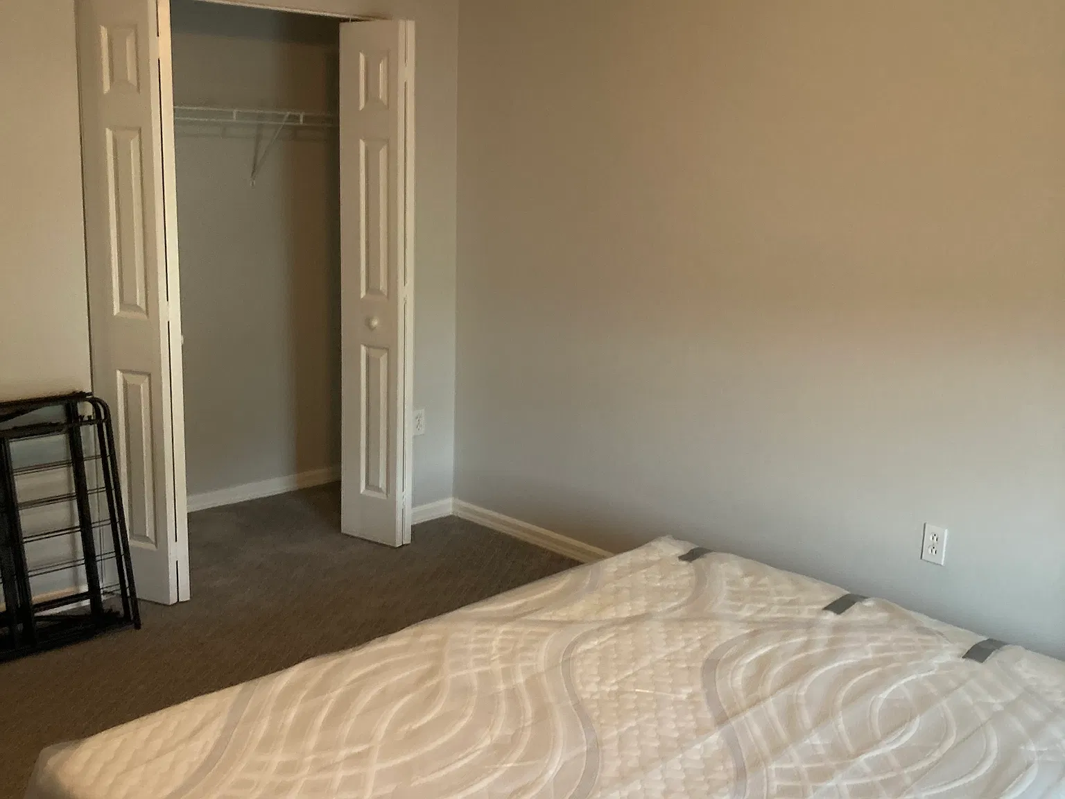 3 bed, 2.5 bath, 1566 sqft, $1,990 — Photo 4
