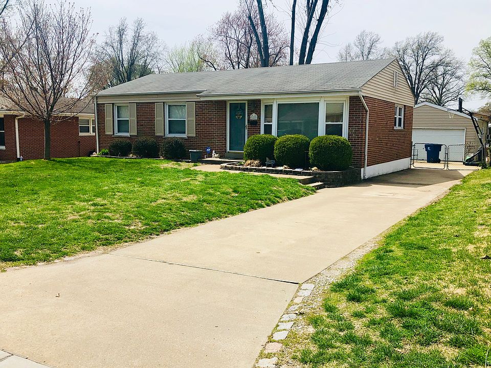 2nd image of 45 Saint Eugene Ln