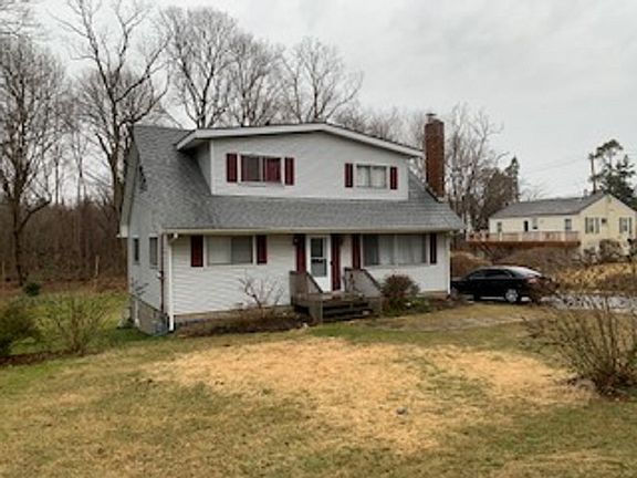 2nd image of 160 Sunset Ave
