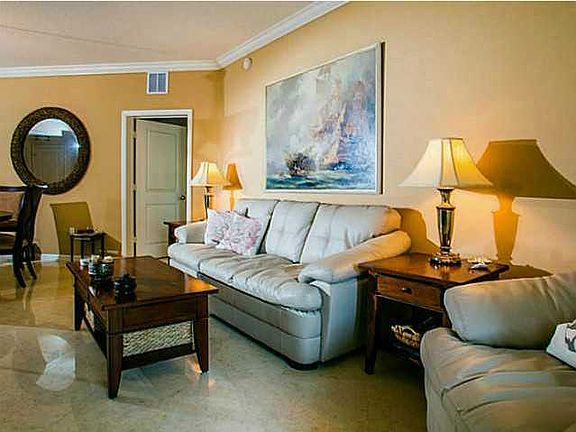 5th image of 215 NW Flagler Ave APT 201