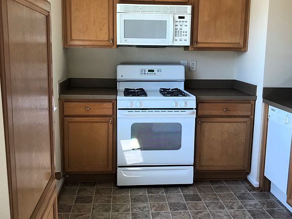 4th image of 1805 William St #205