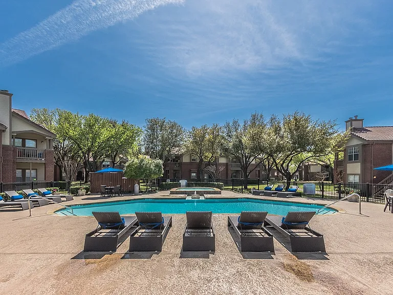 Poolside Vibes, All the Time