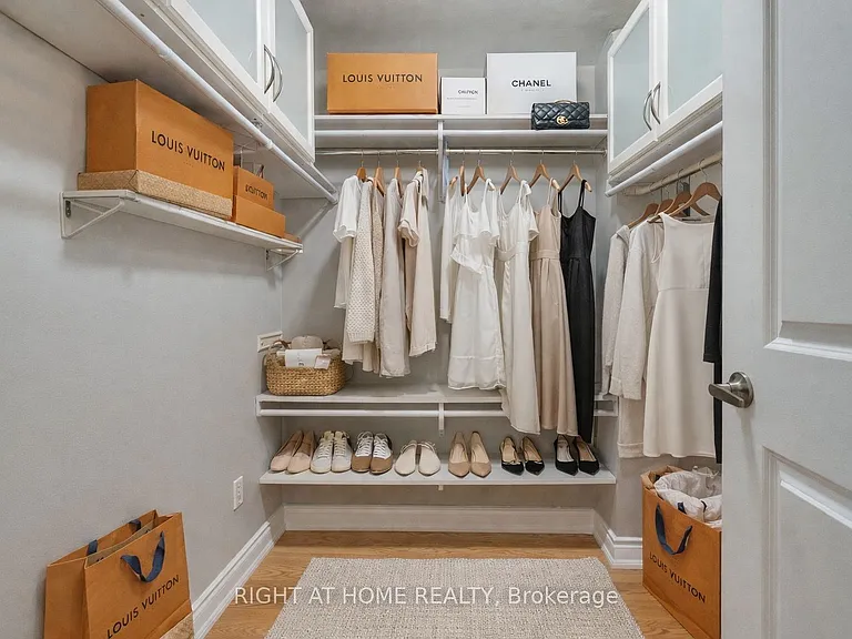 99 Brant St #6 — Photo 23