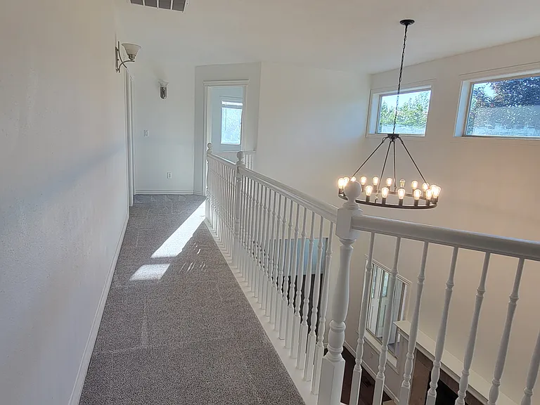 2880 W Ravenna St — Photo 86