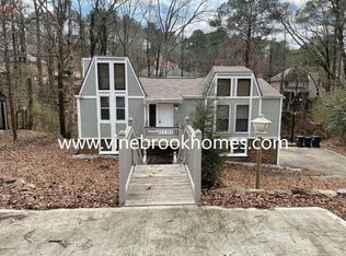 2421 Wine Ridge Dr, Birmingham, AL 35244