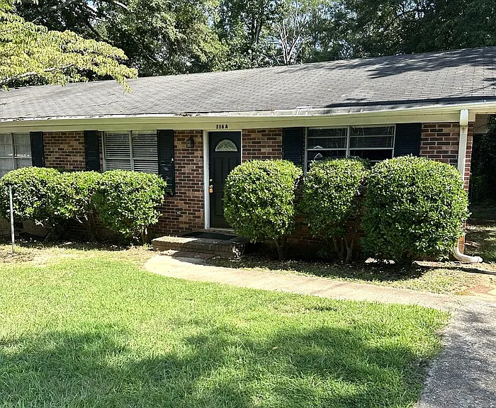 116 Hyde Cir #A — Photo 1