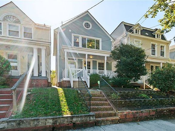 2nd image of 1017 Oakwood Ave
