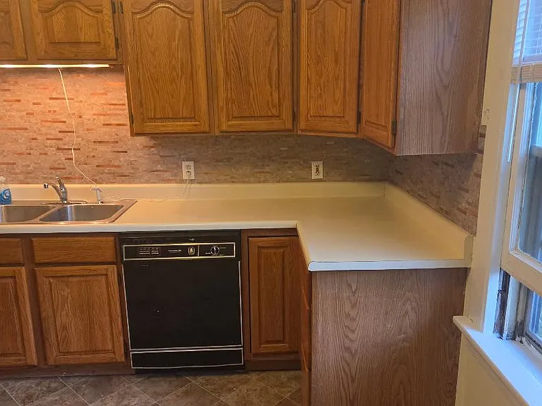 356 Cumberland Ave — Photo 10