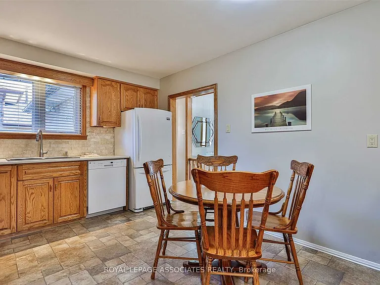 166 Lynnbrook Dr #MAIN — Photo 9