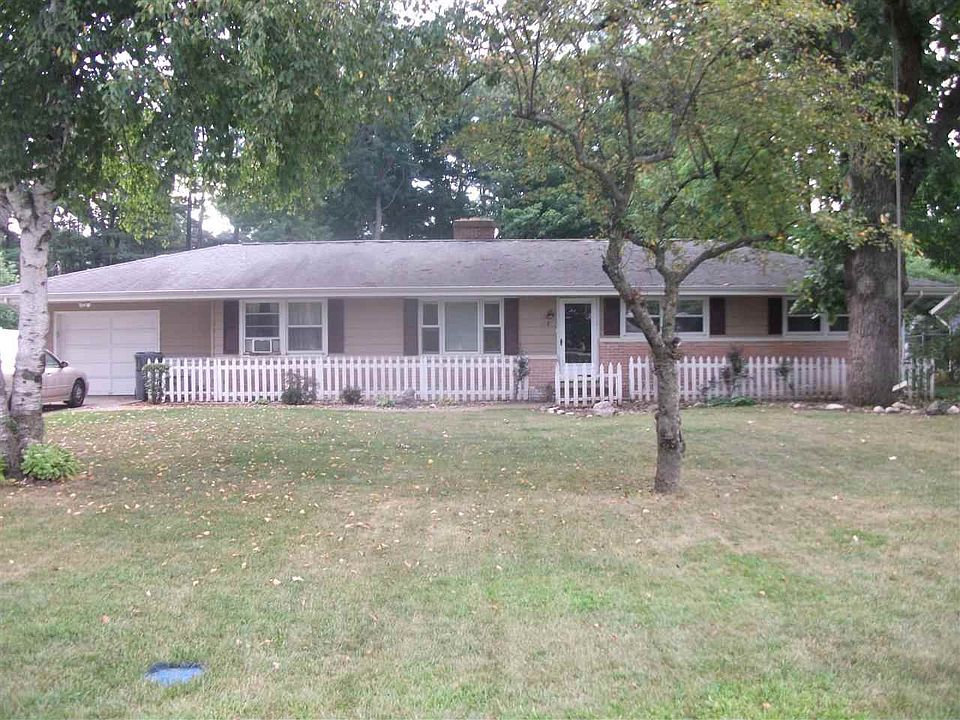 1st image of 2 Shore Manor Dr