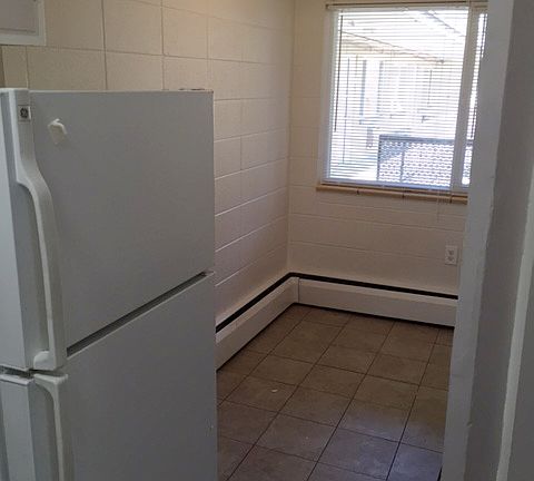5th image of 1255 Winona Ct APT 2