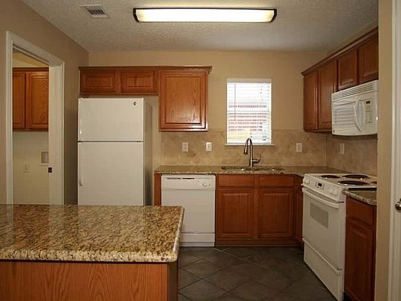 5th image of 1902 Bertram Dr