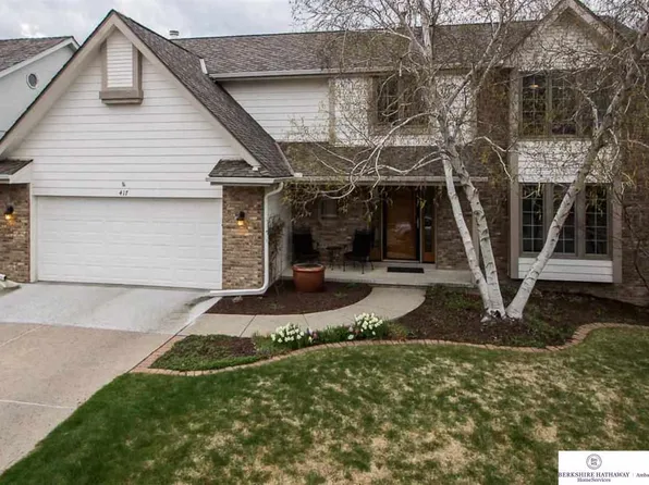 417 S 159th St, Omaha, NE 68118