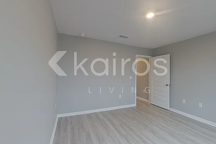 4694 Malay Cir — Photo 19