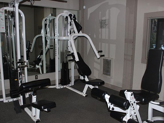 3rd image of 370 Imperial Way APT 130