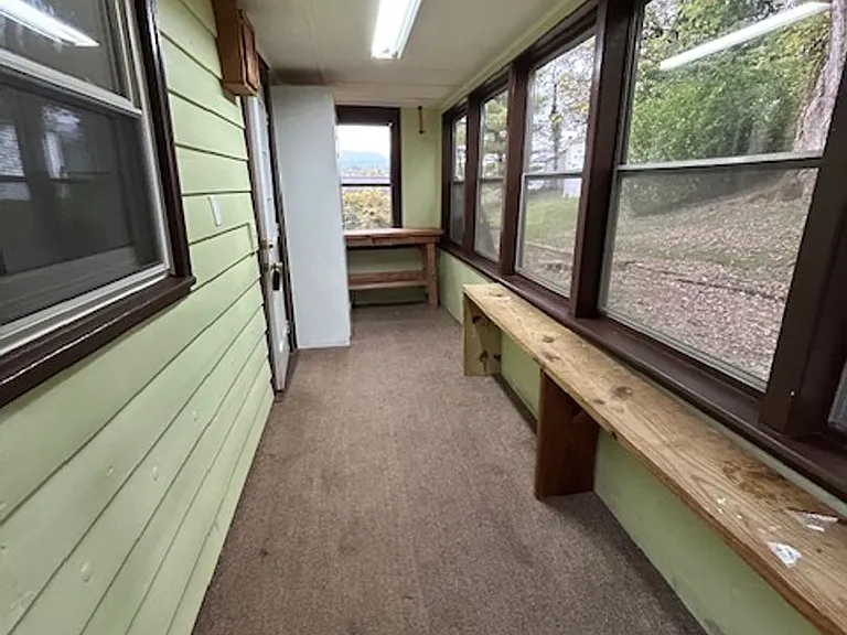 408 Orchard Dr — Photo 14
