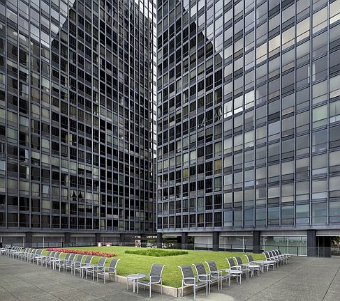 3rd image of 910 N Lake Shore #1320