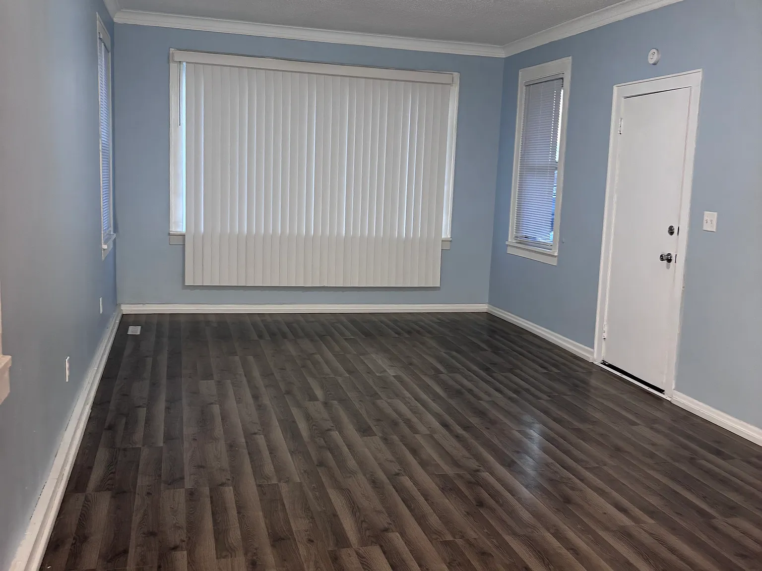 2 bed, 1210 sqft, $1,050 — Photo 1