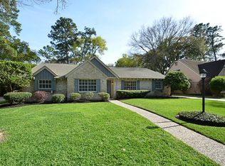 5911 Lodge Creek Dr, Houston, TX 77066