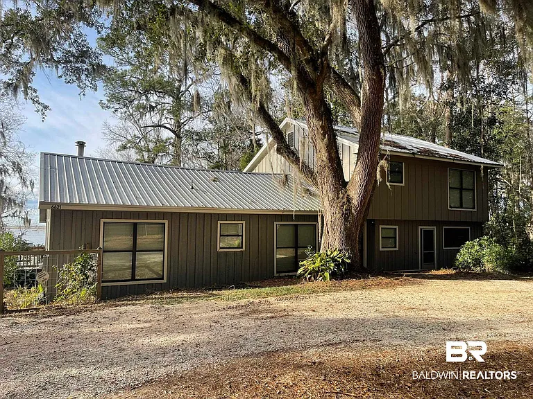 6621 Purvis Rd — Photo 1