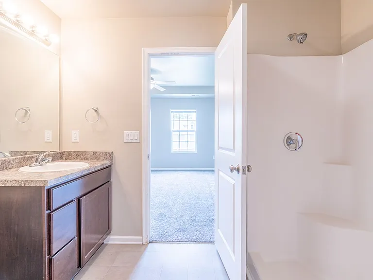 6909 Daniel Defoe Dr — Photo 36