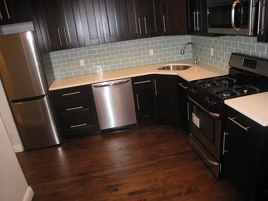 Rented by Alexiou Realty | media 30