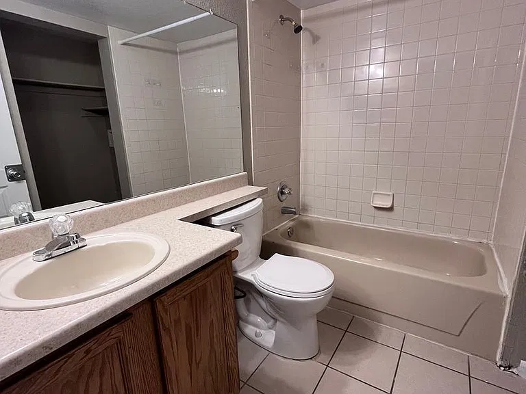 18053 E Ohio Ave #102 — Photo 11