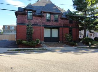 10 Slocum St APT 3, Providence, RI 02909