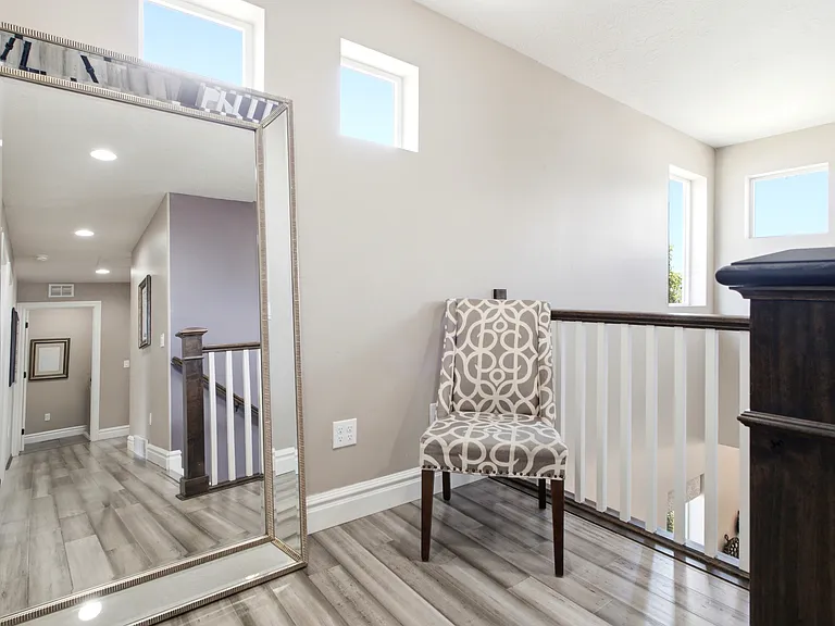 196 E North View Way — Photo 11