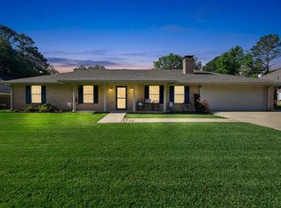 1230 San Salvador Dr, Longview, TX 75602