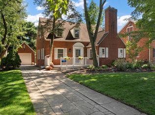 8517 Northcote Ave, Munster, IN 46321