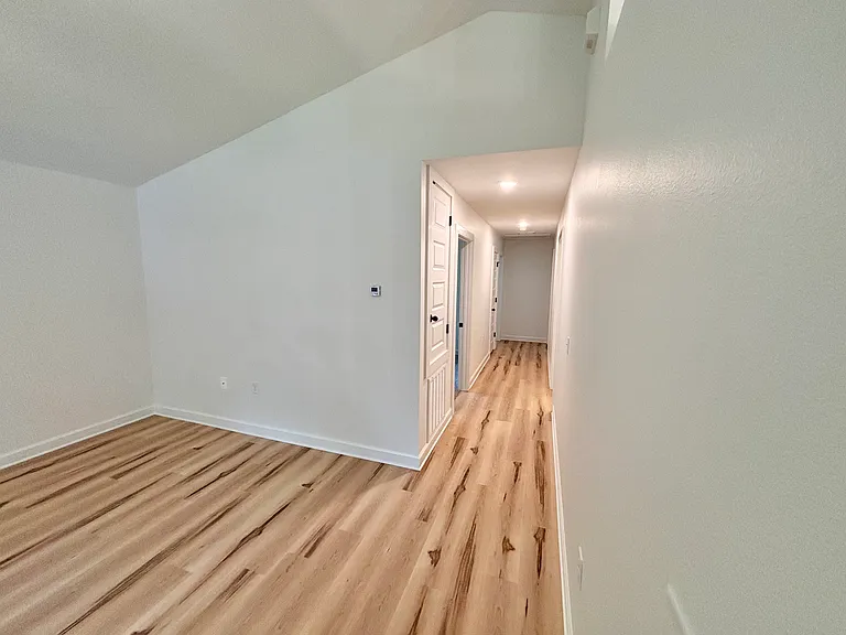 6276 Long St — Photo 9
