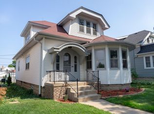 3406 S 9th St #A, Milwaukee, WI 53215