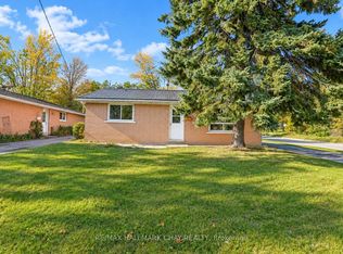 14 Heath St, Barrie, ON L4M3J9