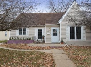 133 2nd St E, Waconia, MN 55387
