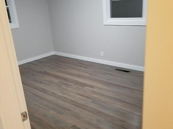 4th image of 6004 W Grunder Dr
