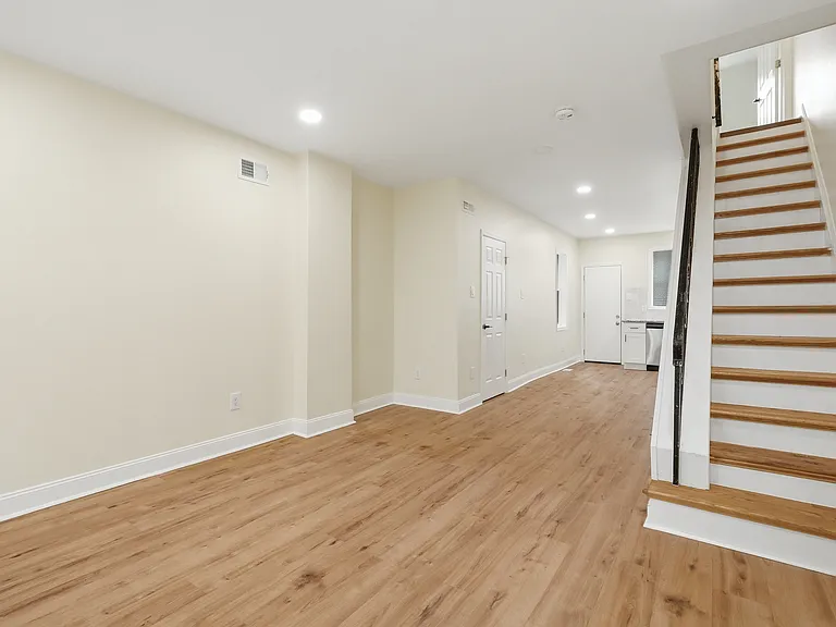 1441 S Marston St — Photo 18