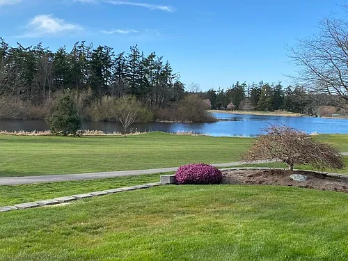 1767 SW Waterside Ct Photo 1