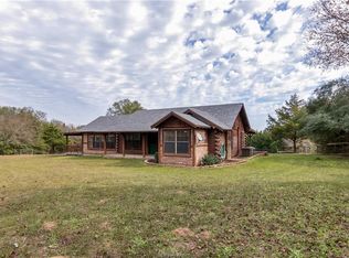 18578 Old Bundick Rd, Hearne, TX 77859
