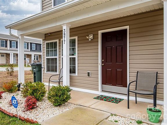 4th image of 3977 Newhall Dr NW