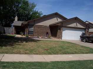 1608 NW 80th St, Lawton, OK 73505