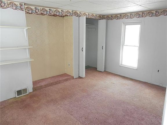 5th image of 123 Highland Ave
