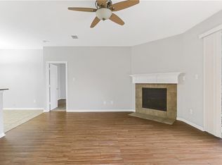 711 Bowie Ln, Mansfield, TX 76063