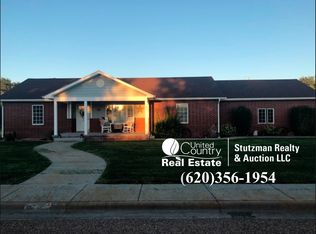 806 N Stever St, Ulysses, KS 67880