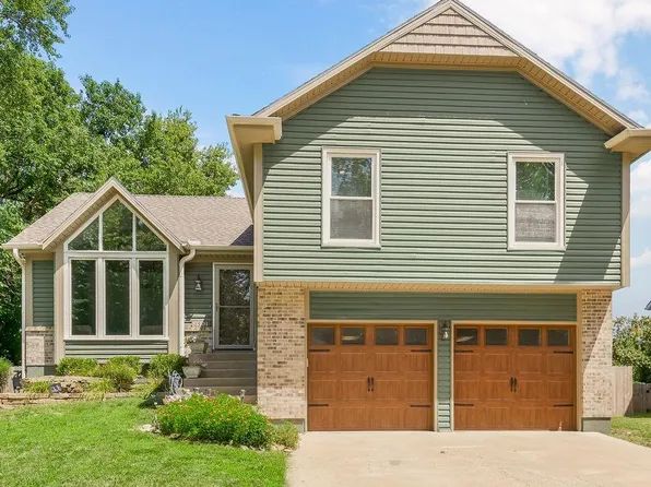 6301 Anderson St, Shawnee, KS 66226