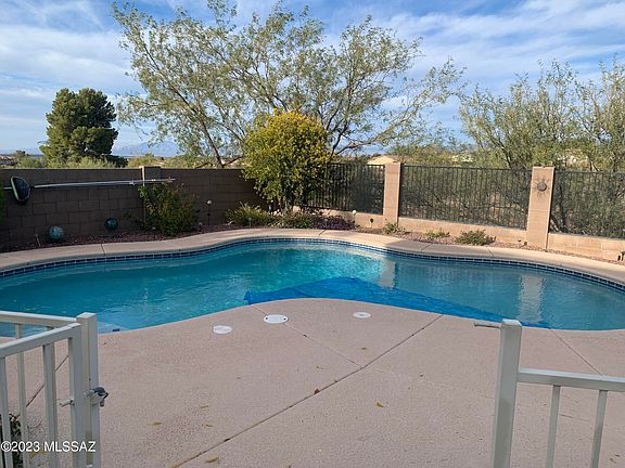 4th image of 567 E Sterling Canyon Dr