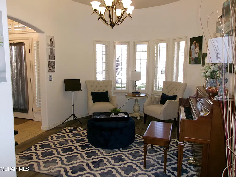 5833 Angel St — Photo 3