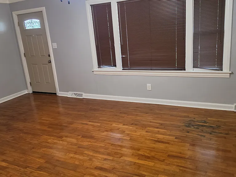 230 Lone Star Rd — Photo 8