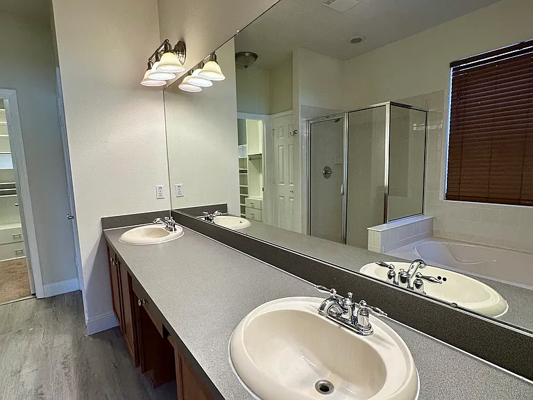 14227 Wake Robin Dr — Photo 17