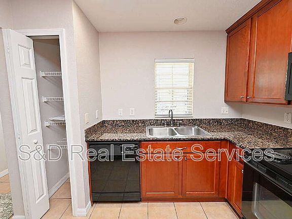 5th image of 5360 River Rock Rd